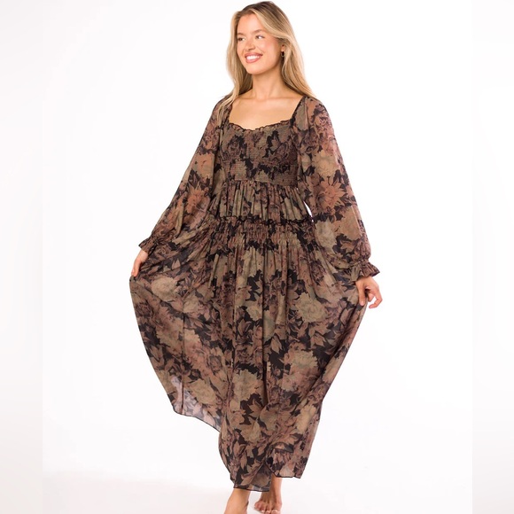 Worth Collective Dresses & Skirts - NWT Worth Collective Women’s Blaine Smocked Sweetheart Maxi Dress Size XL